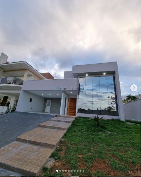 Foto 1 de Casa com 3 Quartos à venda, 230m² em Jardim Imperial, Cuiabá