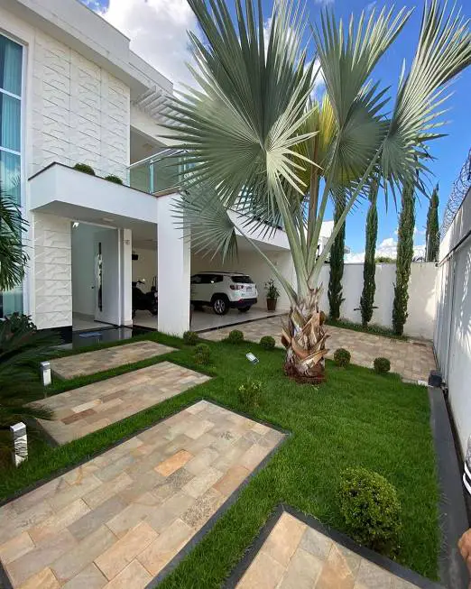 Foto 1 de Casa com 3 Quartos à venda, 360m² em Jardim Karaíba, Uberlândia