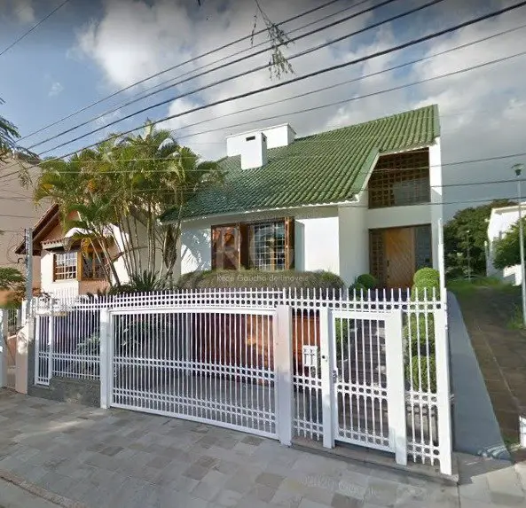 Foto 2 de Casa com 3 Quartos à venda, 380m² em Jardim Lindóia, Porto Alegre