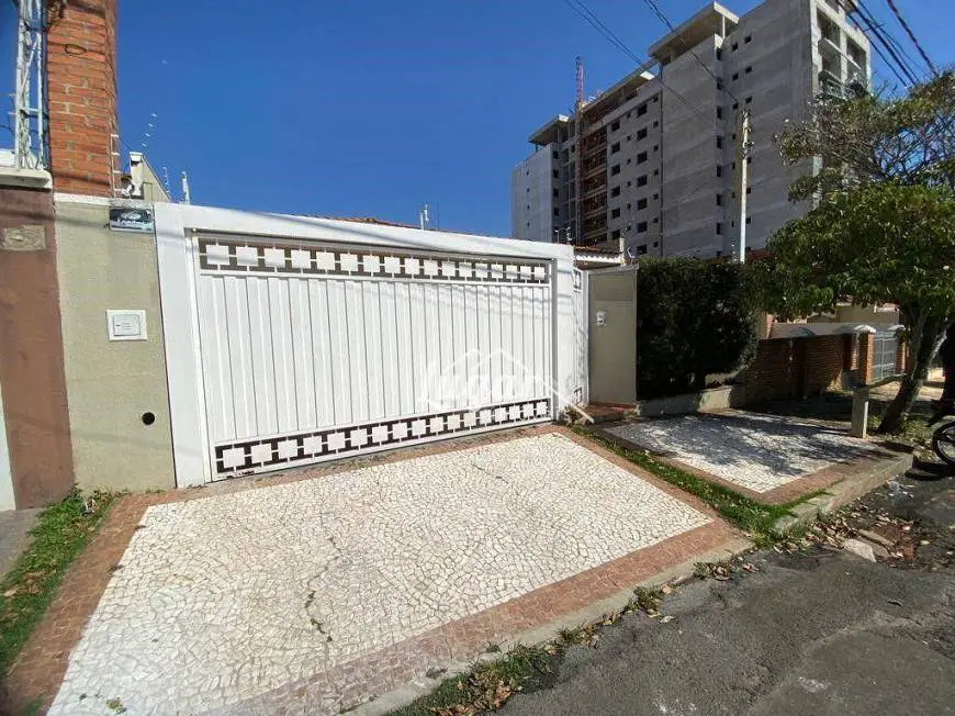 Foto 1 de Casa com 3 Quartos para venda ou aluguel, 290m² em Jardim Maria Izabel, Marília
