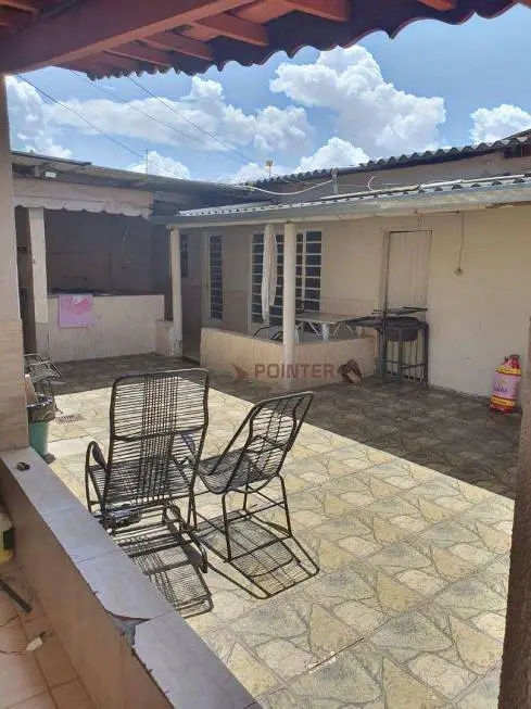 Foto 5 de Casa com 3 Quartos à venda, 130m² em Jardim Novo Mundo, Goiânia