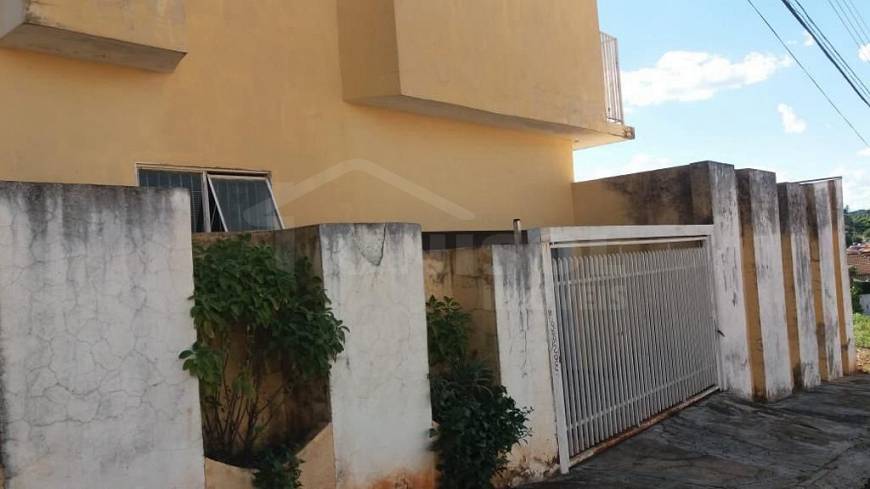 Foto 1 de Casa com 3 Quartos à venda, 253m² em Jardim São Francisco, Marília