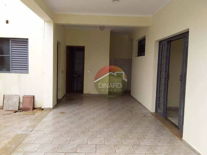 Foto 2 de Casa com 3 Quartos para alugar, 217m² em Jardim São Luiz, Ribeirão Preto