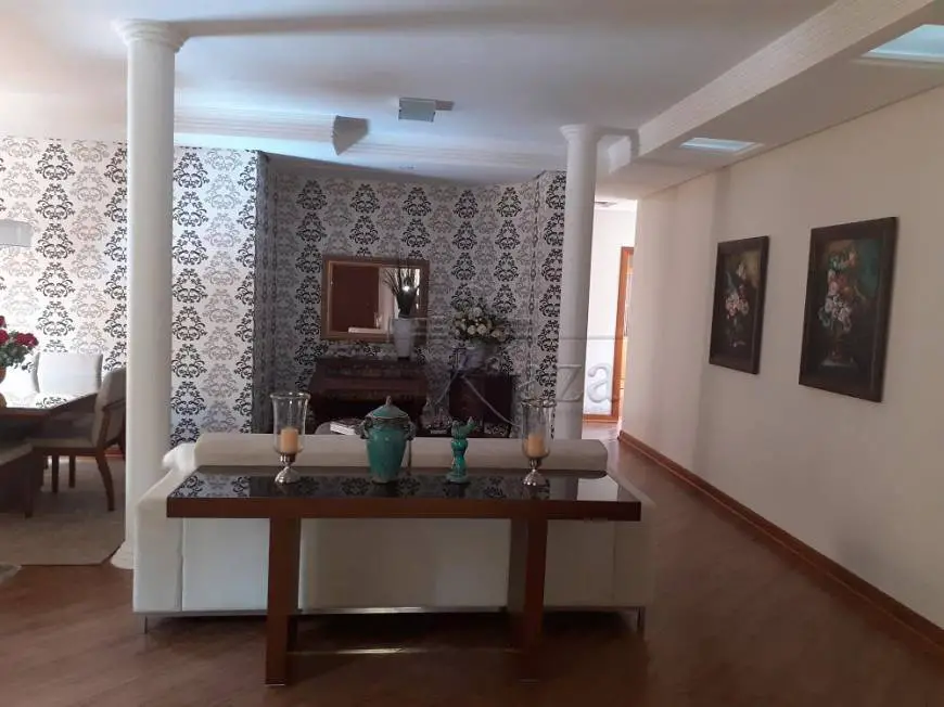Foto 1 de Casa com 3 Quartos à venda, 270m² em Jardim Satélite, São José dos Campos
