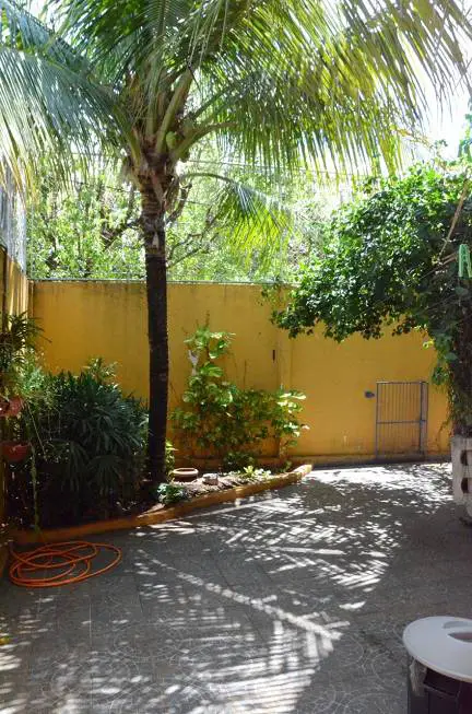 Foto 4 de Casa com 3 Quartos à venda, 390m² em Jardim Shangri La, Cuiabá