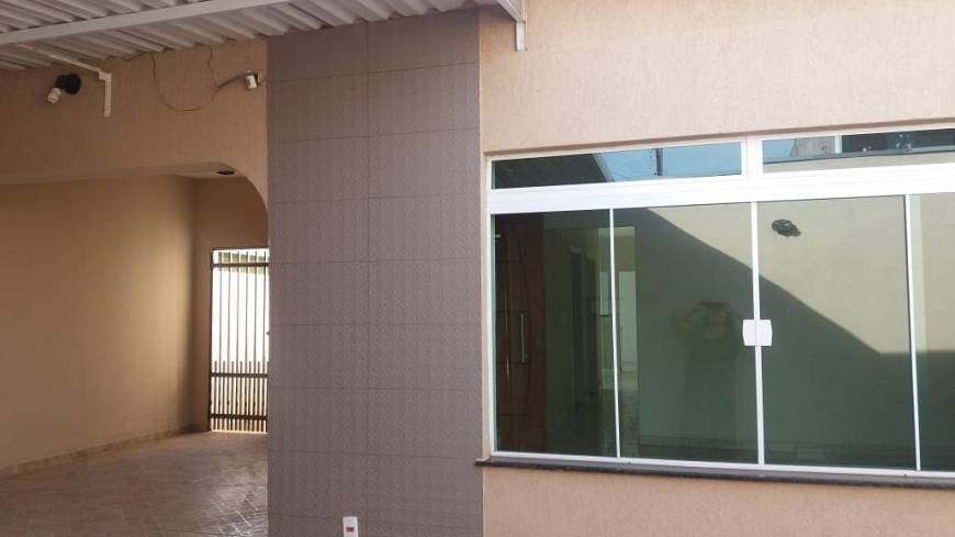 Foto 3 de Casa com 3 Quartos à venda, 120m² em Loteamento Planalto do Sol, Santa Bárbara D Oeste