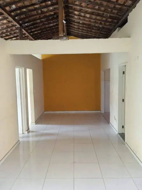 Foto 2 de Casa com 3 Quartos para alugar, 150m² em Luzia, Aracaju