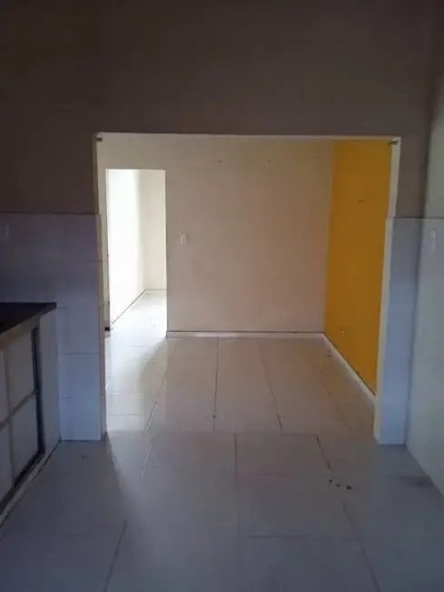 Foto 3 de Casa com 3 Quartos para alugar, 150m² em Luzia, Aracaju