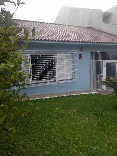 Foto 4 de Casa com 3 Quartos à venda, 249m² em Medianeira, Porto Alegre