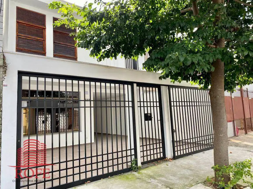 Foto 1 de Casa com 3 Quartos à venda, 230m² em Mirandópolis, São Paulo