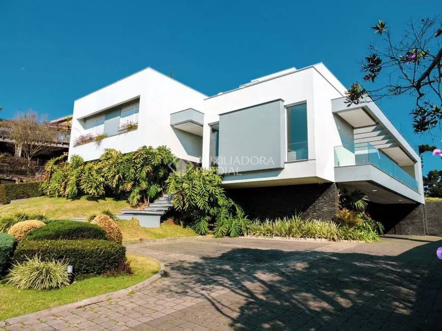 Foto 1 de Casa com 3 Quartos à venda, 550m² em Moinhos de Vento, Caxias do Sul