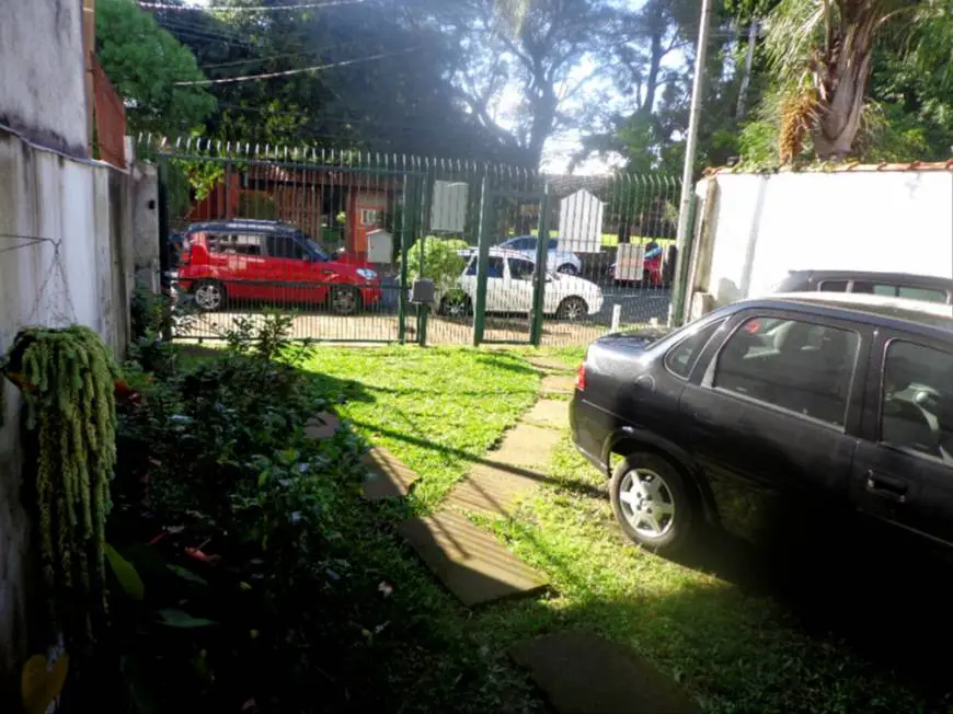 Foto 3 de Casa com 3 Quartos à venda, 100m² em Navegantes, Porto Alegre