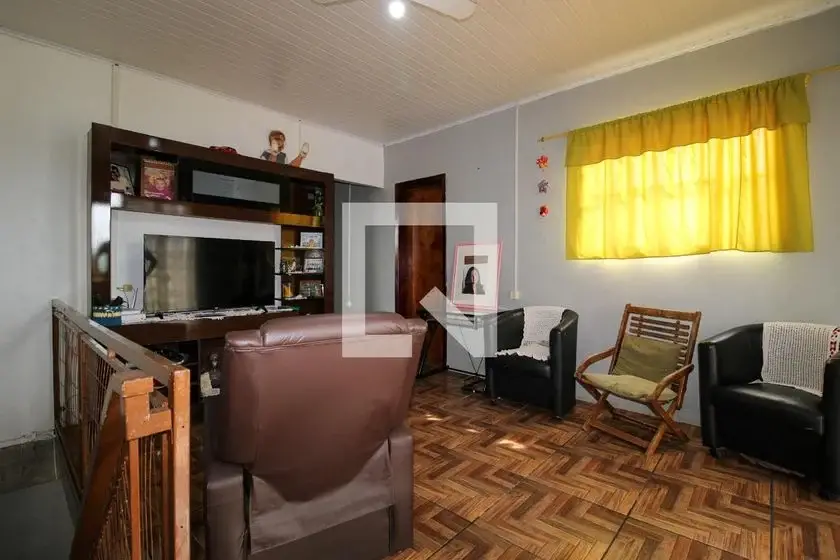 Foto 2 de Casa com 3 Quartos para alugar, 250m² em Niterói, Canoas