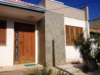 Foto 1 de Casa com 3 Quartos à venda, 150m² em Nonoai, Porto Alegre