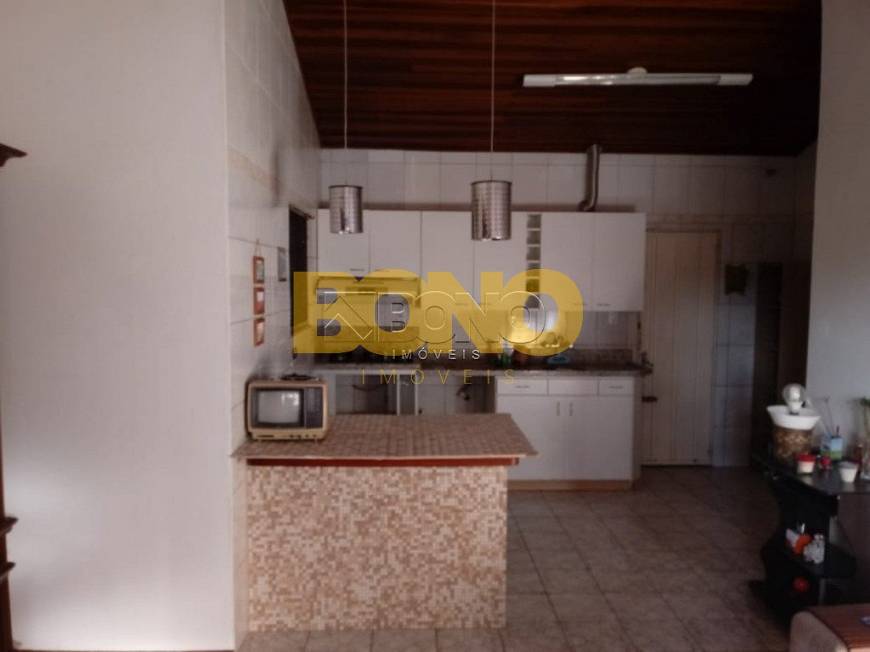 Foto 1 de Casa com 3 Quartos à venda, 75m² em Nossa Senhora da Saúde, Caxias do Sul