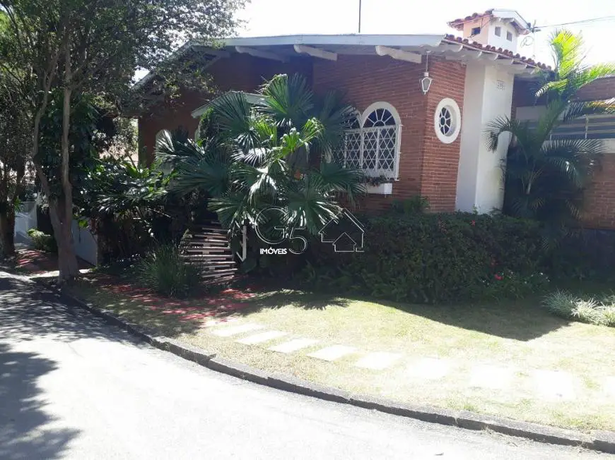 Foto 2 de Casa com 3 Quartos à venda, 244m² em Parque do Colégio, Jundiaí
