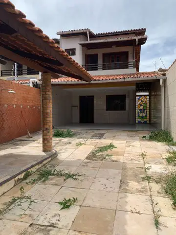 Foto 1 de Casa com 3 Quartos para alugar, 130m² em Parque Manibura, Fortaleza