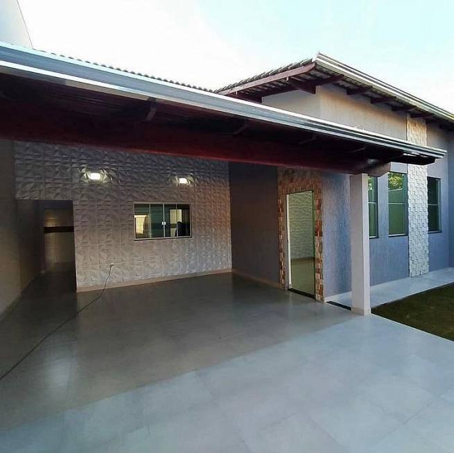 Foto 1 de Casa com 3 Quartos à venda, 180m² em Parque Pinheiros, Taboão da Serra