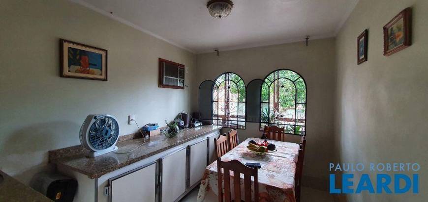 Foto 4 de Casa com 3 Quartos à venda, 306m² em Parque Residencial Colina do Sol, Valinhos