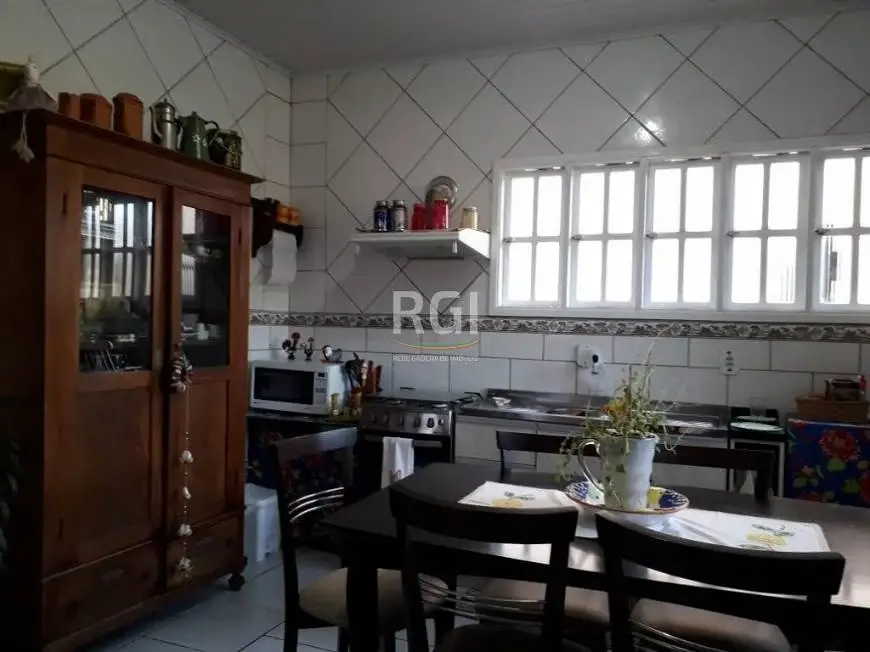 Foto 4 de Casa com 3 Quartos à venda, 121m² em Partenon, Porto Alegre