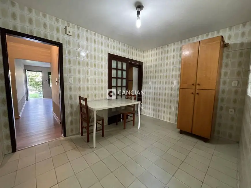 Foto 3 de Casa com 3 Quartos à venda, 179m² em Passo D'areia, Santa Maria