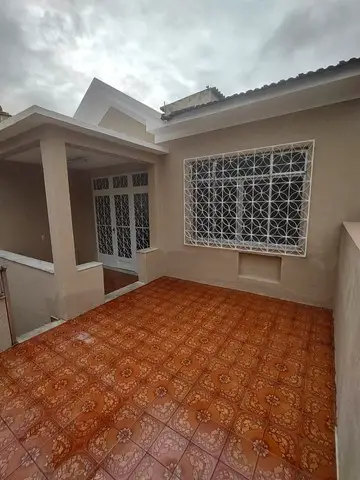 Foto 2 de Casa com 3 Quartos para alugar, 150m² em Penha, Rio de Janeiro