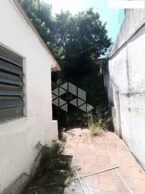 Foto 2 de Casa com 3 Quartos à venda, 180m² em Petrópolis, Porto Alegre