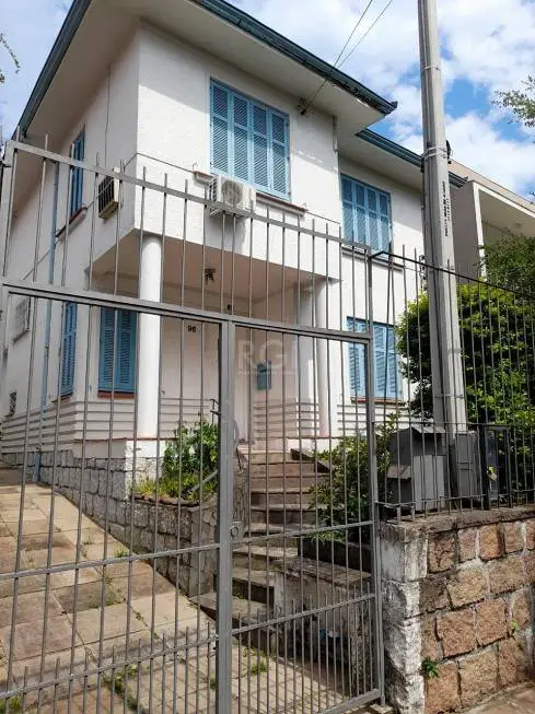 Foto 2 de Casa com 3 Quartos à venda, 207m² em Petrópolis, Porto Alegre