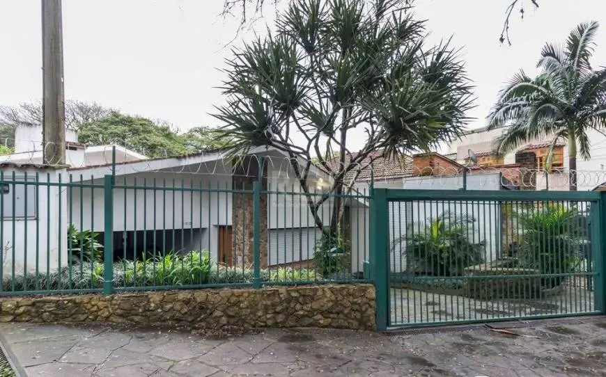 Foto 3 de Casa com 3 Quartos à venda, 280m² em Petrópolis, Porto Alegre