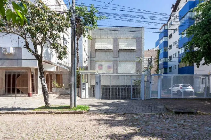 Foto 1 de Casa com 3 Quartos à venda, 96m² em Petrópolis, Porto Alegre
