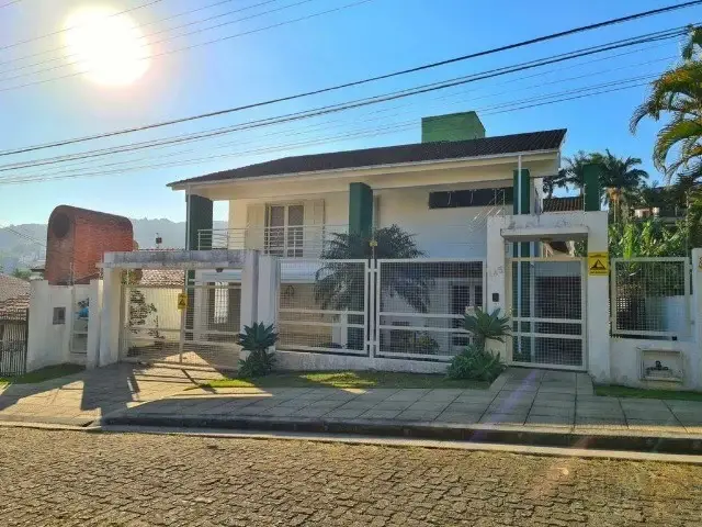 Foto 1 de Casa com 3 Quartos à venda, 360m² em Pio Correa, Criciúma
