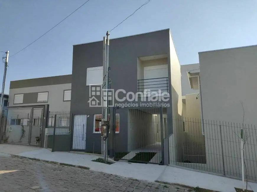 Foto 2 de Casa com 3 Quartos à venda, 100m² em Planalto, Caxias do Sul