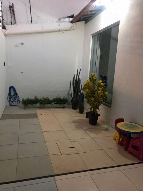 Foto 2 de Casa com 3 Quartos à venda, 200m² em Ponto Novo, Aracaju