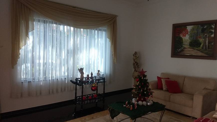 Foto 3 de Casa com 3 Quartos à venda, 220m² em Residencial Furlan, Santa Bárbara D Oeste