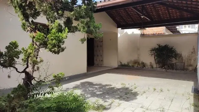 Foto 1 de Casa com 3 Quartos para alugar, 70m² em Residencial Parati, São Luís