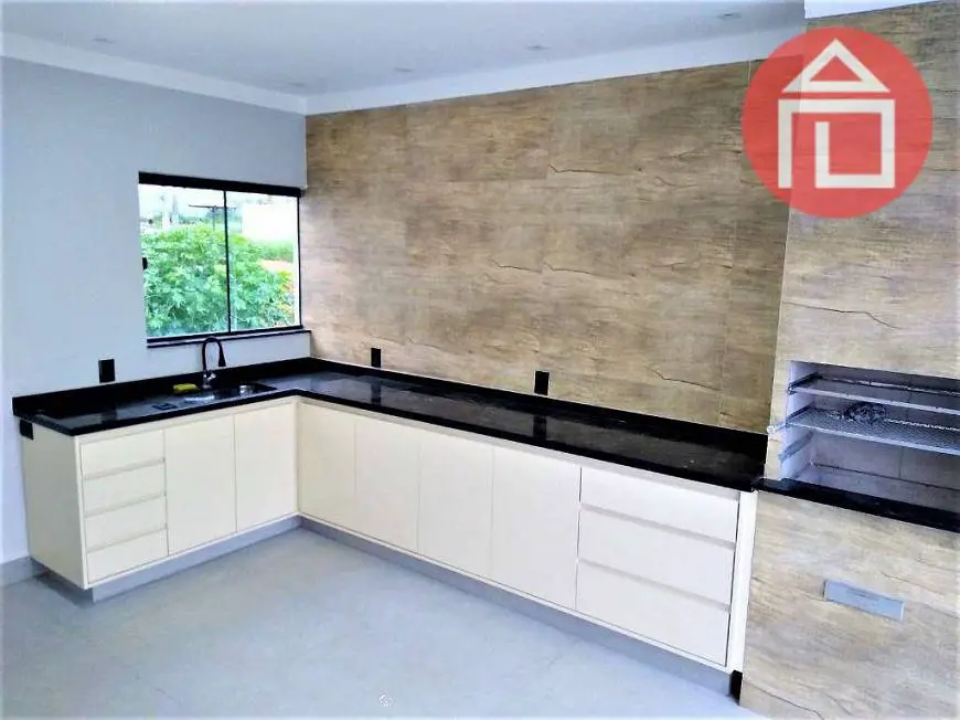 Foto 1 de Casa com 3 Quartos à venda, 138m² em Residencial Piemonte, Bragança Paulista