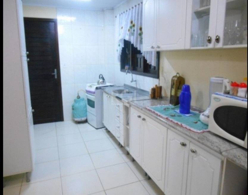 Foto 5 de Casa com 3 Quartos à venda, 147m² em Rubem Berta, Porto Alegre