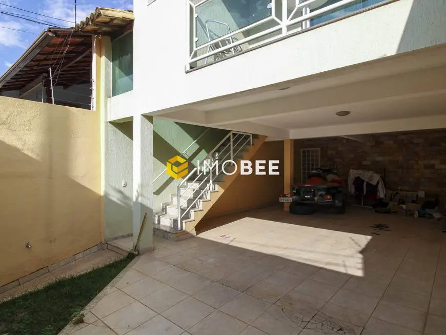 Foto 2 de Casa com 3 Quartos à venda, 160m² em Santa Amélia, Belo Horizonte