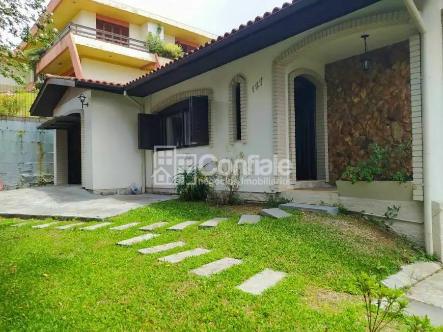 Foto 1 de Casa com 3 Quartos à venda, 500m² em Santa Catarina, Caxias do Sul