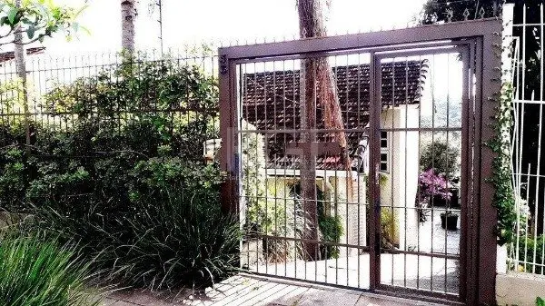 Foto 1 de Casa com 3 Quartos à venda, 150m² em Santa Tereza, Porto Alegre