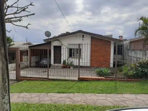 Foto 2 de Casa com 3 Quartos à venda, 220m² em Santa Tereza, Porto Alegre
