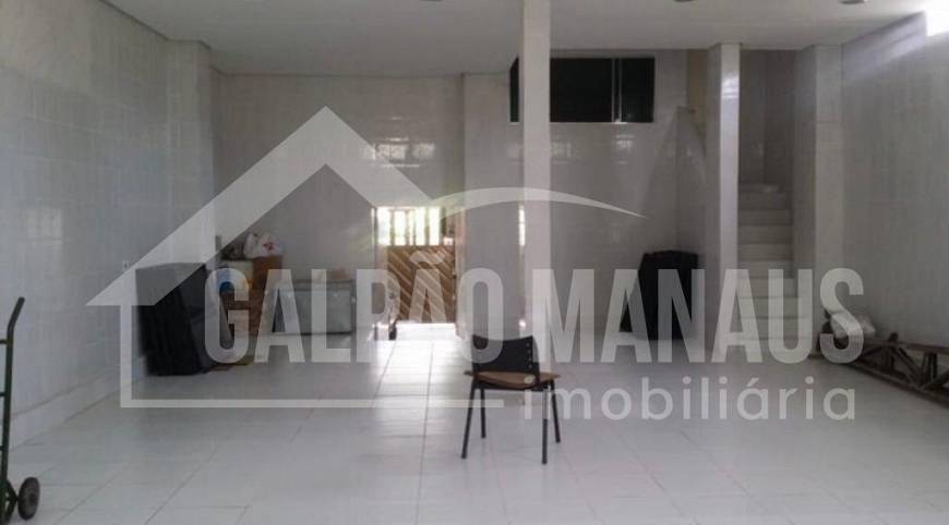 Foto 5 de Casa com 3 Quartos à venda, 400m² em São José Operário, Manaus
