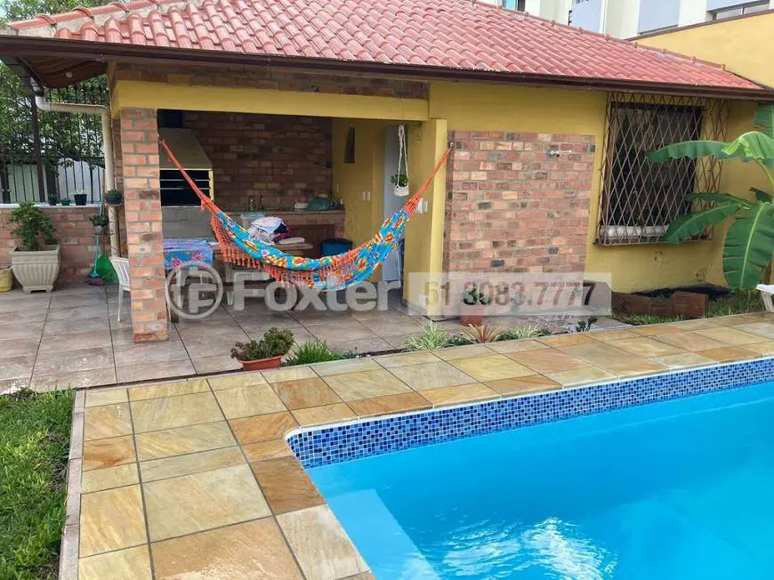 Foto 1 de Casa com 3 Quartos à venda, 155m² em Sarandi, Porto Alegre