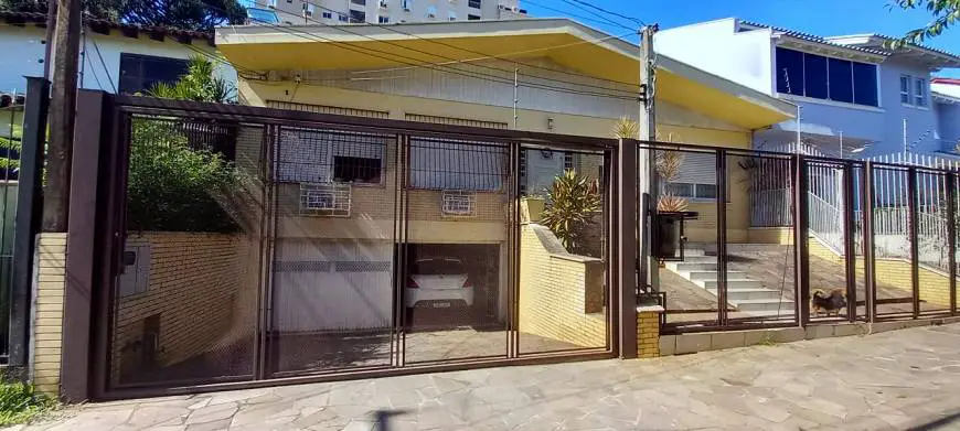 Foto 1 de Casa com 3 Quartos à venda, 240m² em Sarandi, Porto Alegre