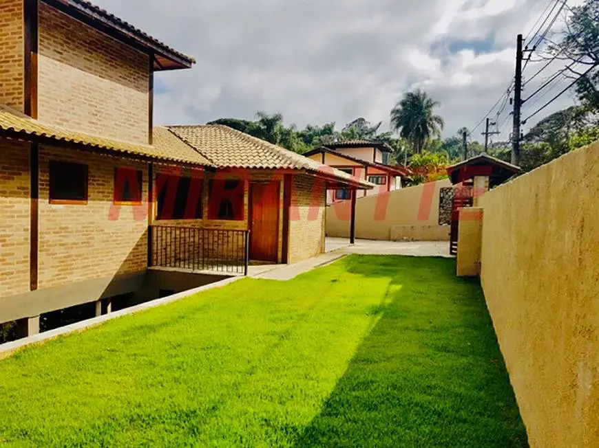 Foto 1 de Casa com 3 Quartos à venda, 200m² em Serra da Cantareira, São Paulo