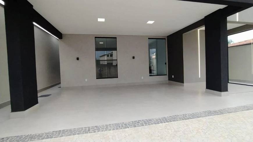 Foto 3 de Casa com 3 Quartos à venda, 220m² em Setor Habitacional Vicente Pires Trecho 3, Brasília
