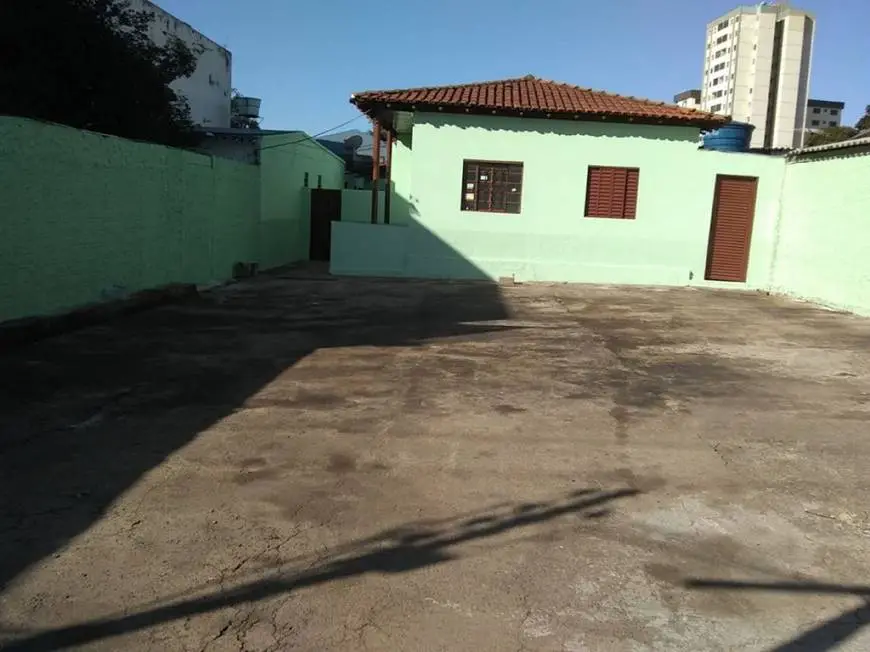Foto 1 de Casa com 3 Quartos para alugar, 70m² em Setor Pedro Ludovico, Goiânia