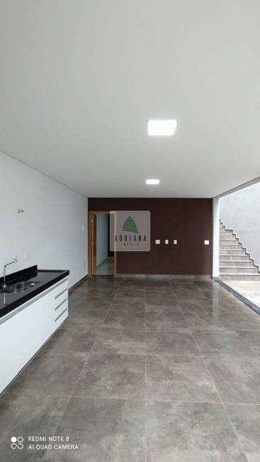 Foto 2 de Casa com 3 Quartos para alugar, 130m² em Setor Sul Jamil Miguel, Anápolis