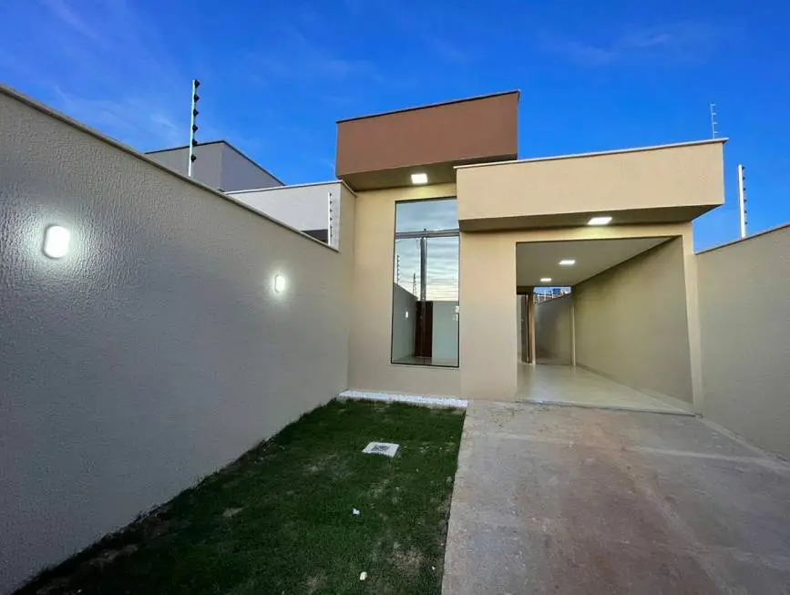 Foto 1 de Casa com 3 Quartos à venda, 150m² em SIM, Feira de Santana