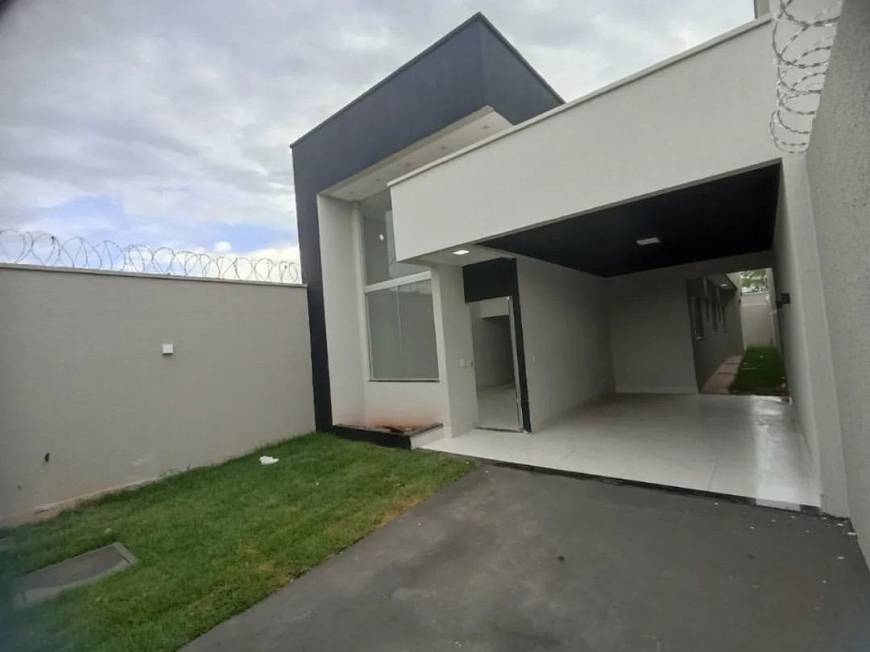 Foto 1 de Casa com 3 Quartos à venda, 200m² em SIM, Feira de Santana